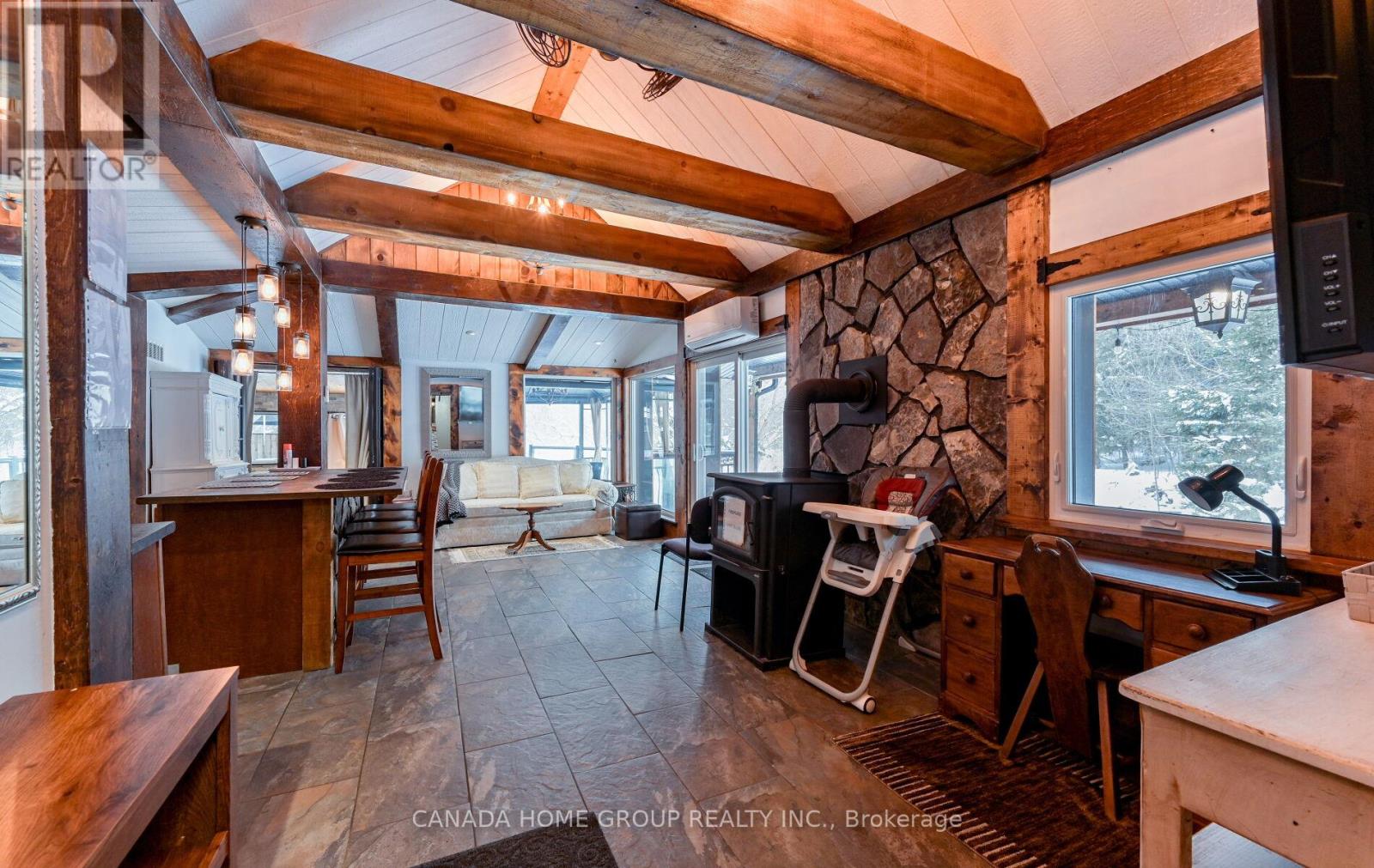 15472 Mclaughlin Road, Caledon, Ontario  L7C 1J5 - Photo 7 - W12909328