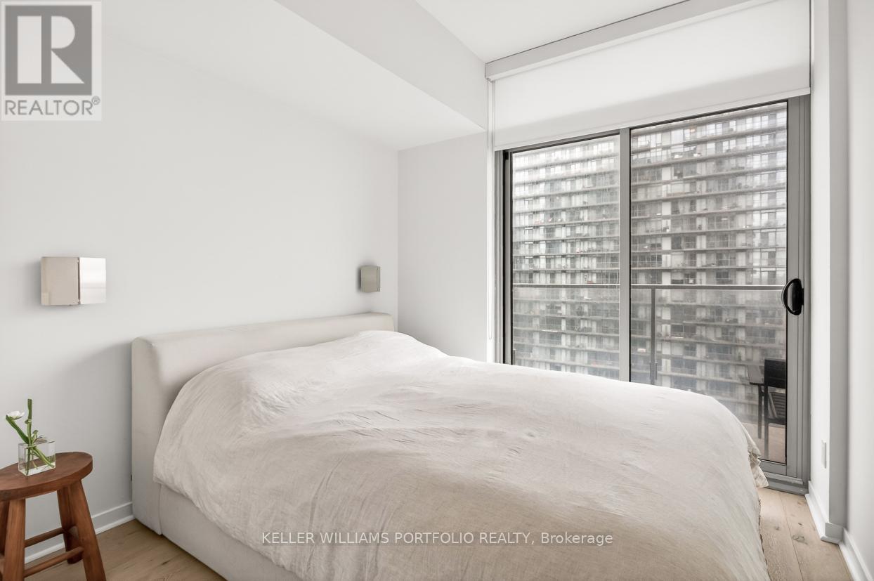 1713 - 103 The Queensway Avenue, Toronto, Ontario  M6S 5B3 - Photo 7 - W12909386