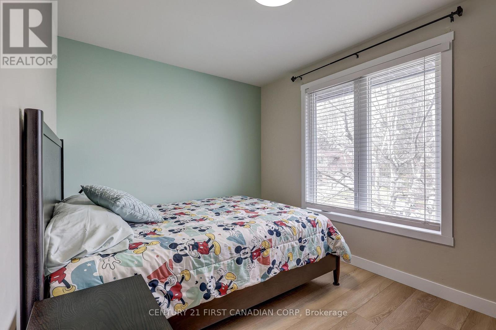 123 Hillsmount Crescent, London South, Ontario  N6K 1V6 - Photo 27 - X12907856