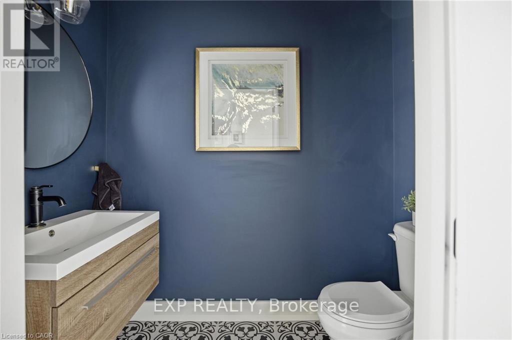 8476 Imperial Road, Malahide, Ontario  N5H 2R2 - Photo 23 - X12909062