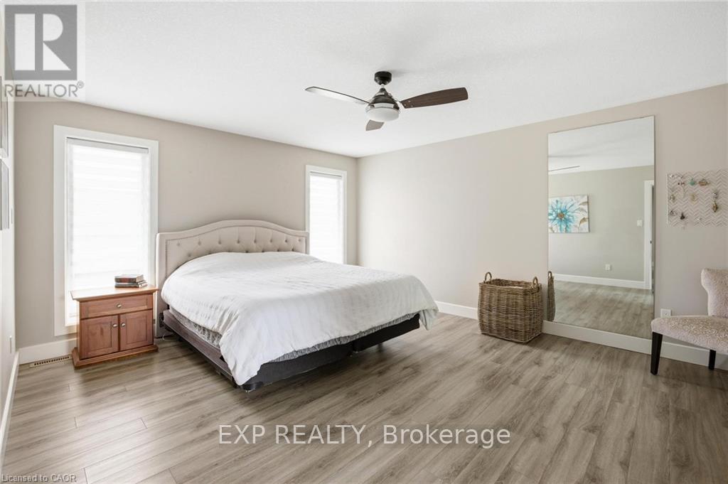 8476 Imperial Road, Malahide, Ontario  N5H 2R2 - Photo 25 - X12909062