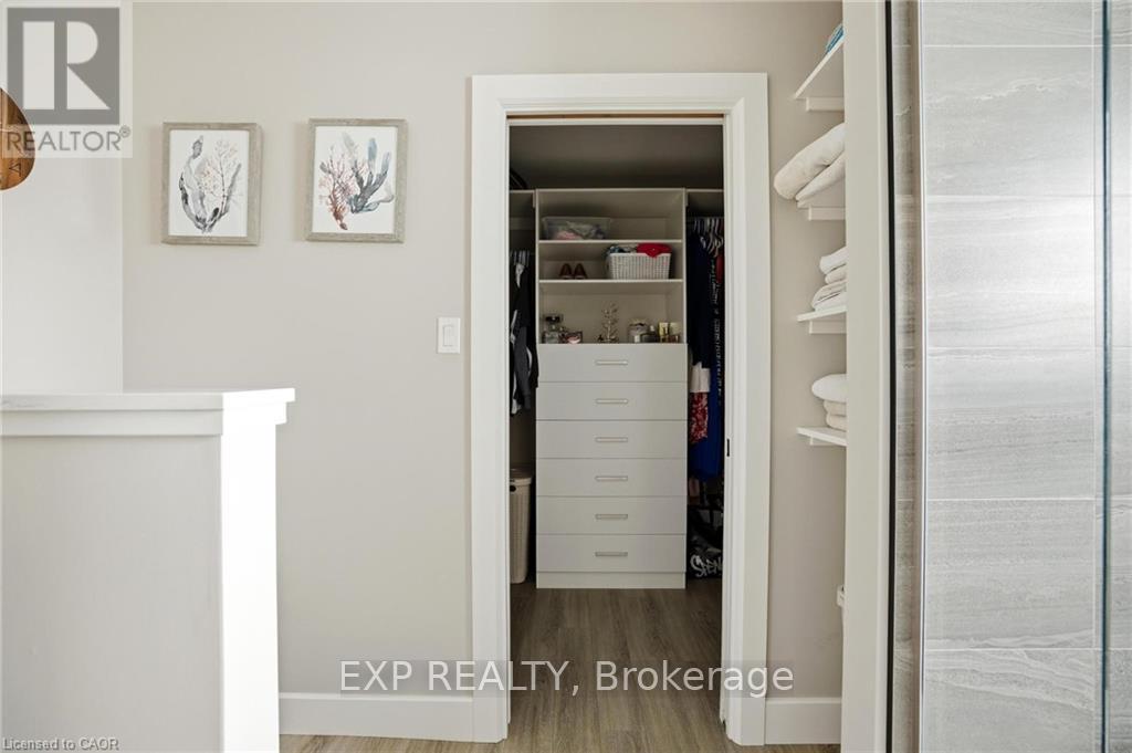 8476 Imperial Road, Malahide, Ontario  N5H 2R2 - Photo 29 - X12909062