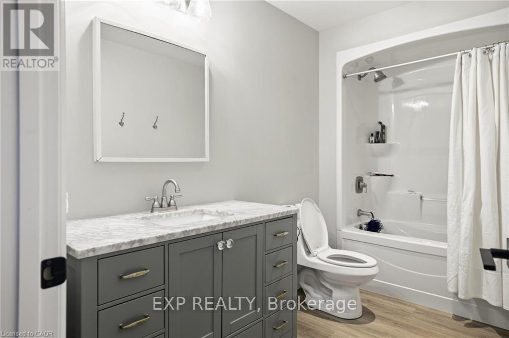 8476 Imperial Road, Malahide, Ontario  N5H 2R2 - Photo 38 - X12909062