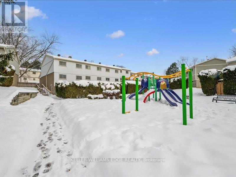 31 - 51 Paulander Drive, Kitchener, Ontario  N2M 5E5 - Photo 28 - X12909068