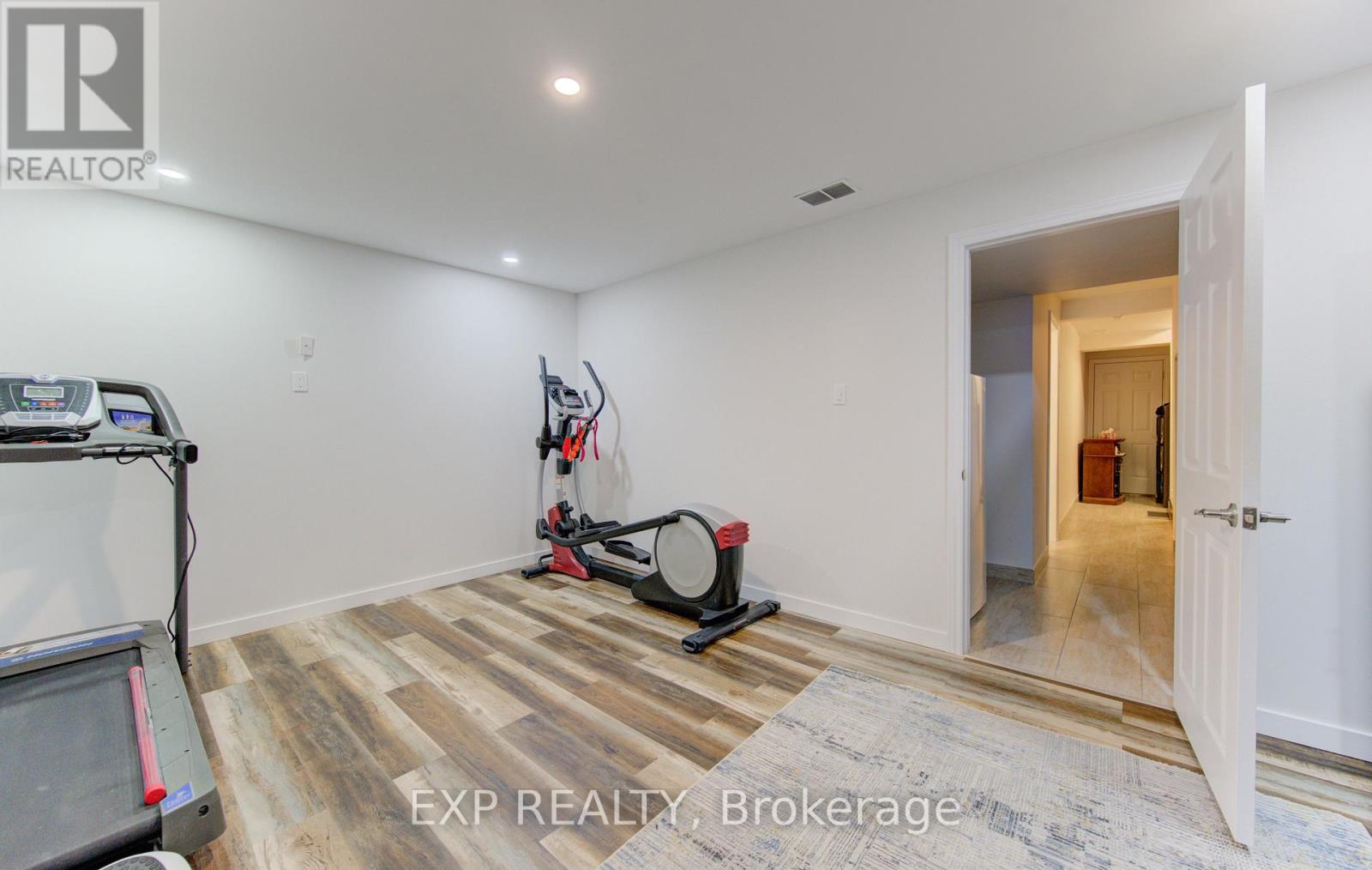 27 - 400 Wilson Avenue, Kitchener, Ontario  N2C 2S1 - Photo 19 - X12909120