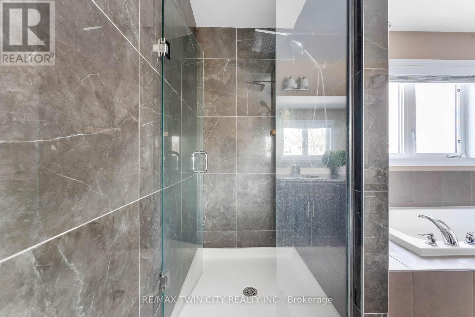 145 Redtail Street, Kitchener, Ontario  N2K 4J5 - Photo 24 - X12909160