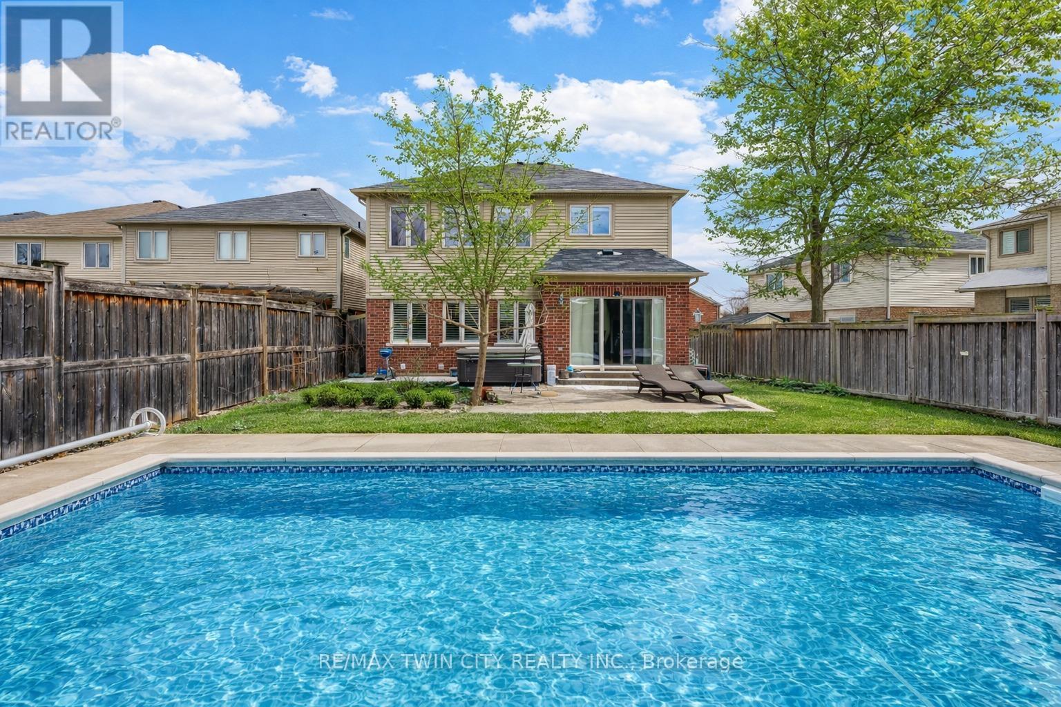 145 Redtail Street, Kitchener, Ontario  N2K 4J5 - Photo 44 - X12909160