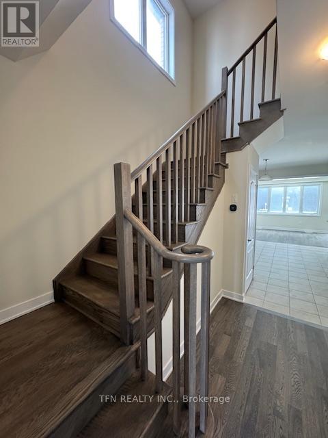 406 Eastbridge Avenue, Welland (Dain City), Ontario  L3B 0M7 - Photo 13 - X12909168