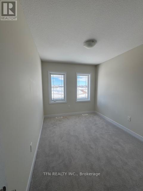 406 Eastbridge Avenue, Welland (Dain City), Ontario  L3B 0M7 - Photo 22 - X12909168