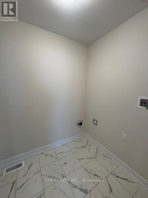 406 Eastbridge Avenue, Welland (Dain City), Ontario  L3B 0M7 - Photo 25 - X12909168