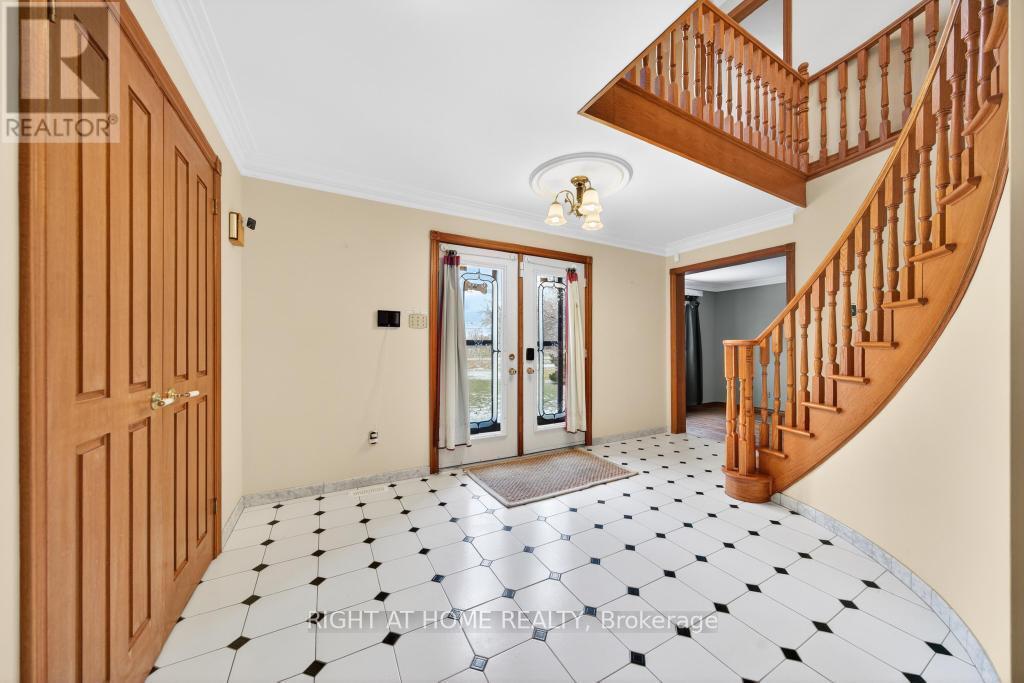 1055 Golf Club Road, Hamilton (Hannon), Ontario  L0R 1P0 - Photo 4 - X12909170