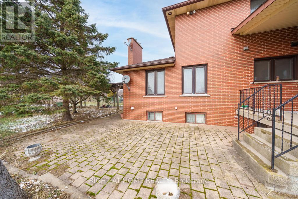 1055 Golf Club Road, Hamilton (Hannon), Ontario  L0R 1P0 - Photo 41 - X12909170