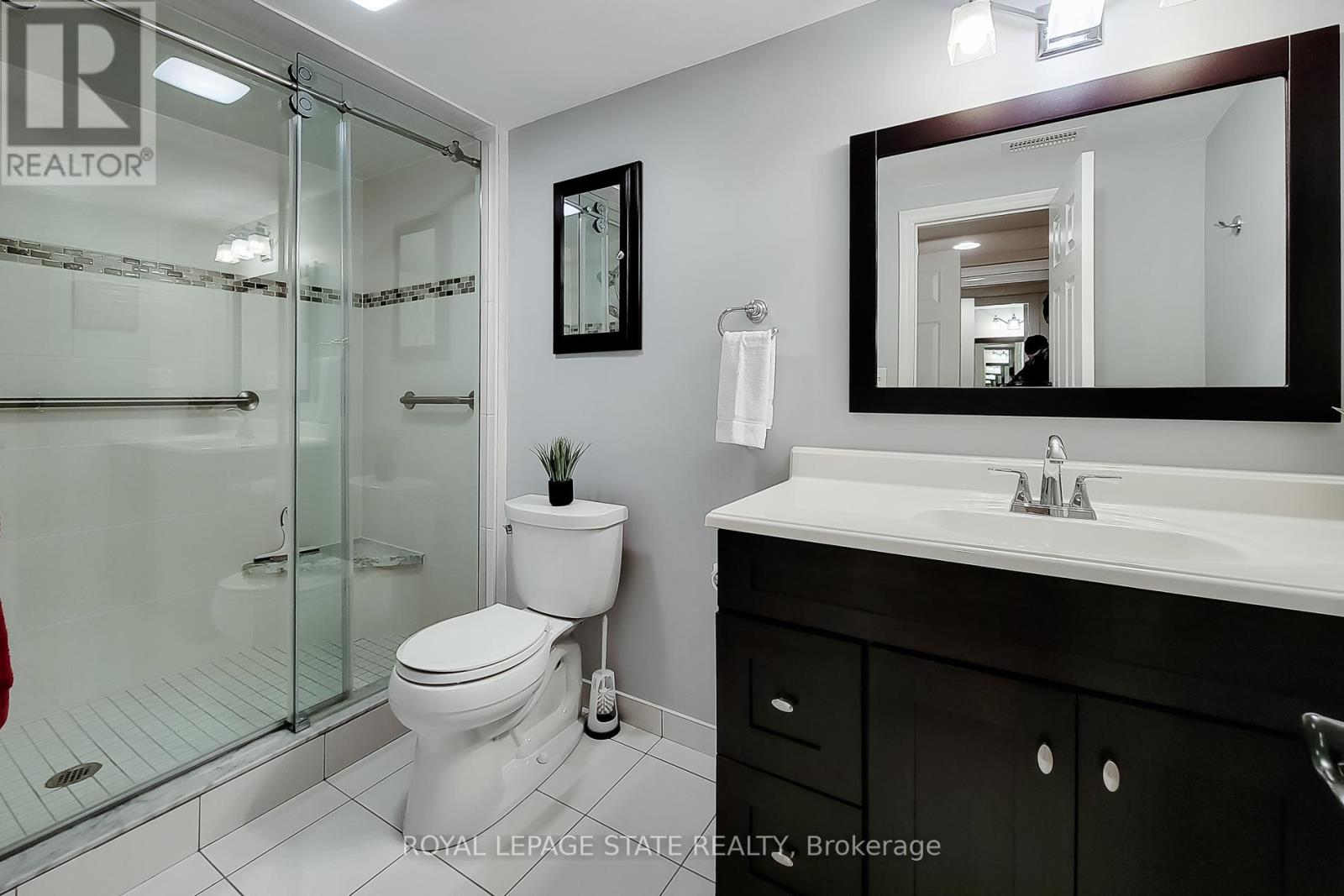 3327 Wiltshire Boulevard, Niagara Falls (Casey), Ontario  L2J 3M1 - Photo 44 - X12909174