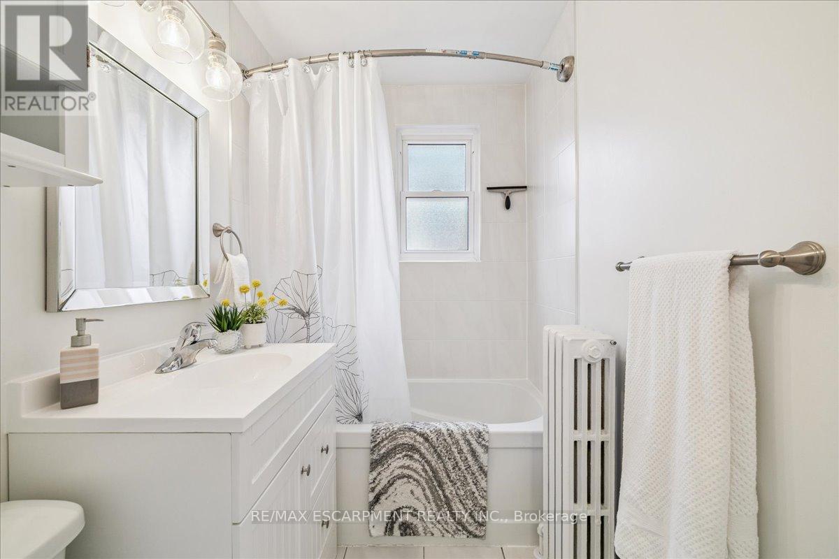 6 - 21 Mountwood Avenue, Hamilton, Ontario  L8N 2G8 - Photo 22 - X12909260