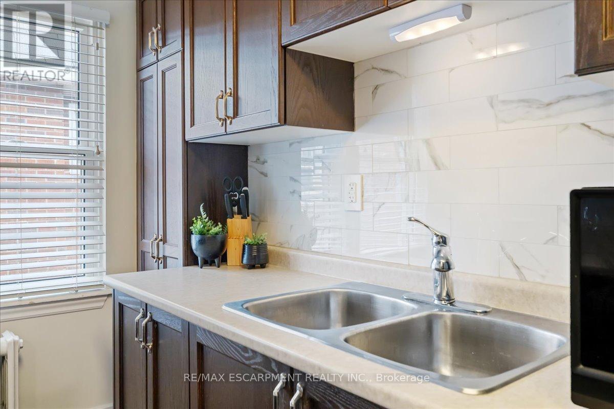 6 - 21 Mountwood Avenue, Hamilton, Ontario  L8N 2G8 - Photo 32 - X12909260