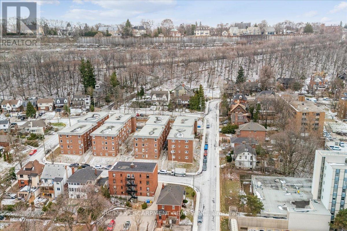 6 - 21 Mountwood Avenue, Hamilton, Ontario  L8N 2G8 - Photo 37 - X12909260