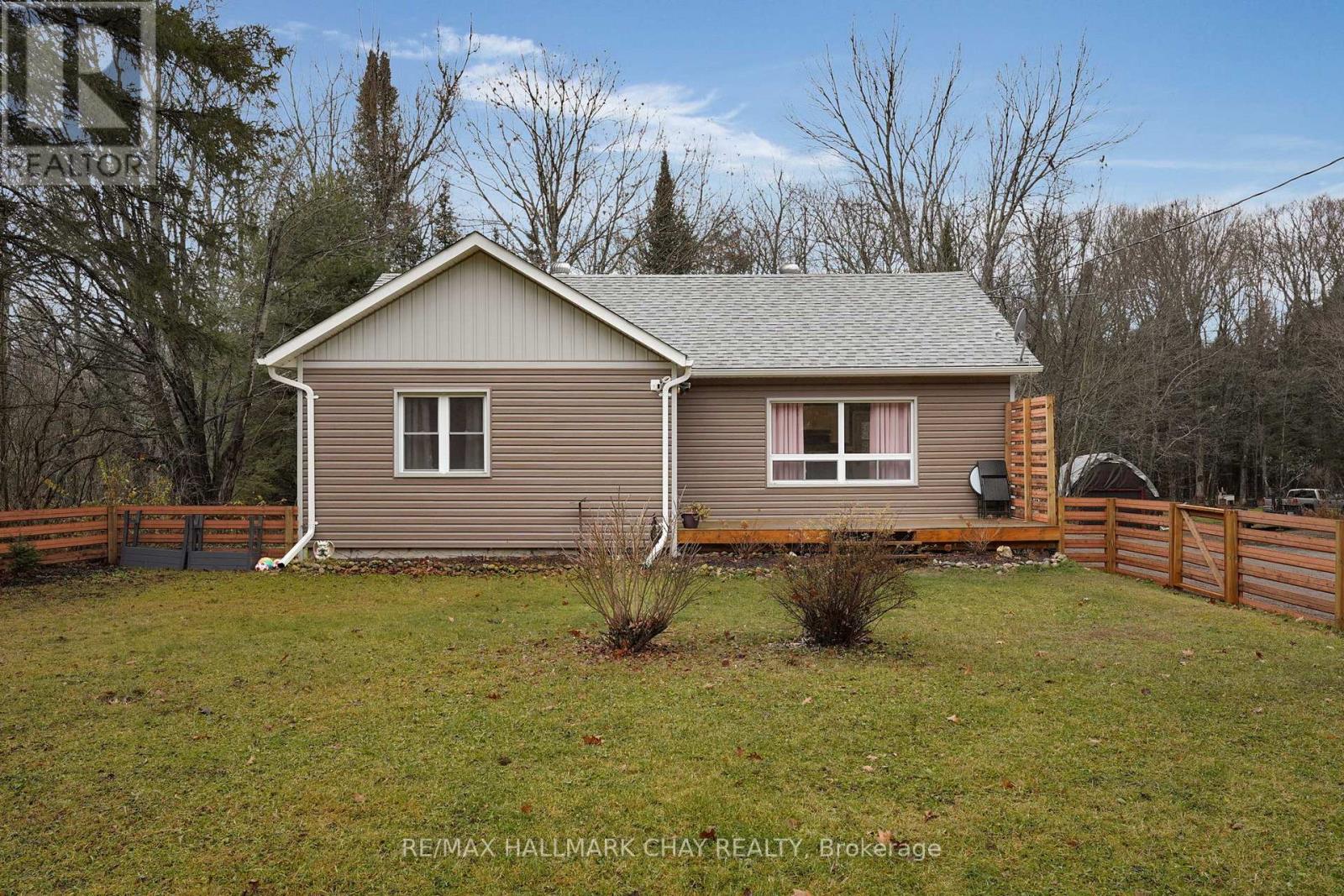 13045 Highway 35 Highway, Minden Hills, Ontario  K0M 2K0 - Photo 2 - X12909374