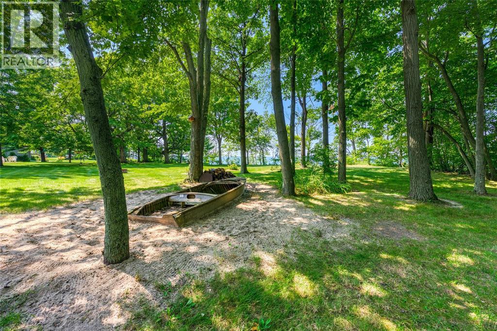 5168 Lakeshore Road, Plympton-Wyoming, Ontario  N0N 1J6 - Photo 38 - 25013568