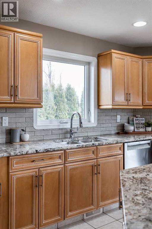 3095 Cottonwood Way Sw, Medicine Hat, Alberta  T1B 4J6 - Photo 18 - A2293787