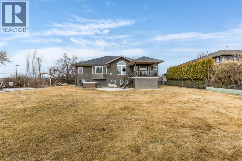 3095 Cottonwood Way Sw, Medicine Hat, Alberta  T1B 4J6 - Photo 48 - A2293787