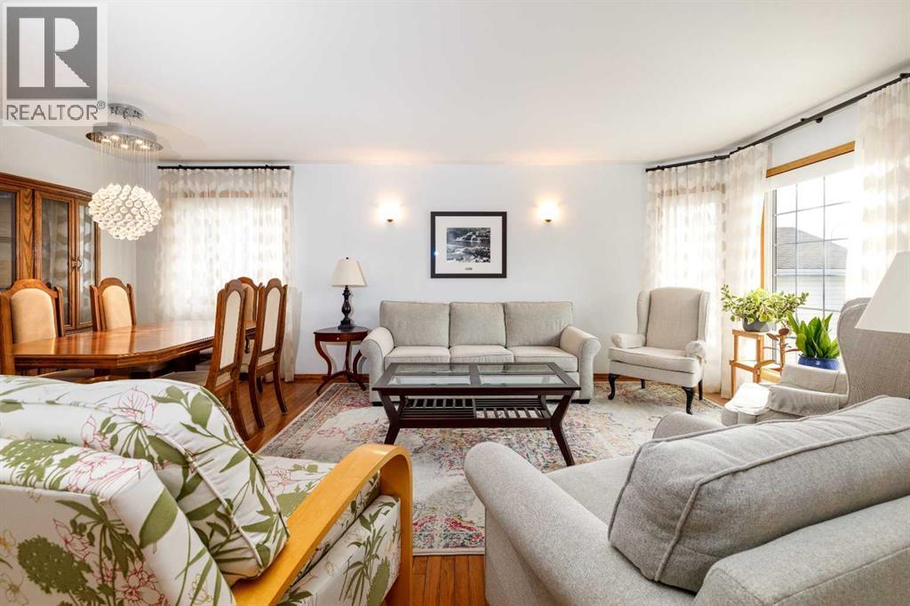 145 Doran Crescent, Red Deer, Alberta  T4R 2M8 - Photo 6 - A2293685