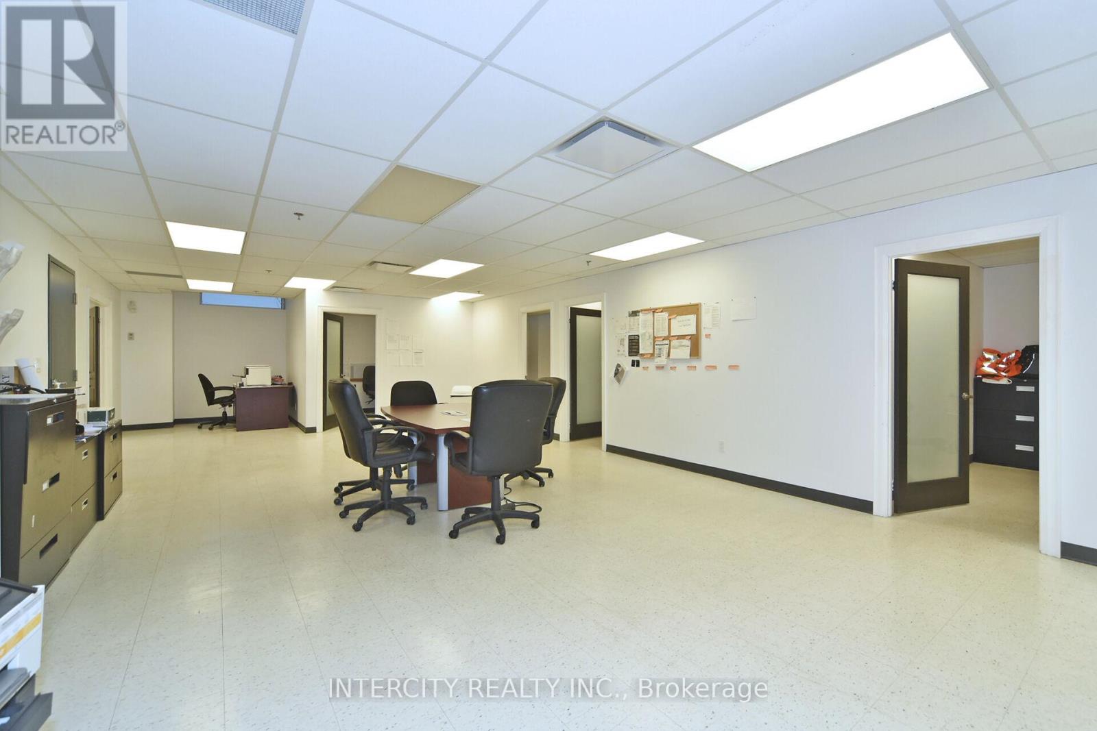 Bsmt - 6 Ronrose Drive, Vaughan, Ontario  L4K 4R3 - Photo 17 - N12390078