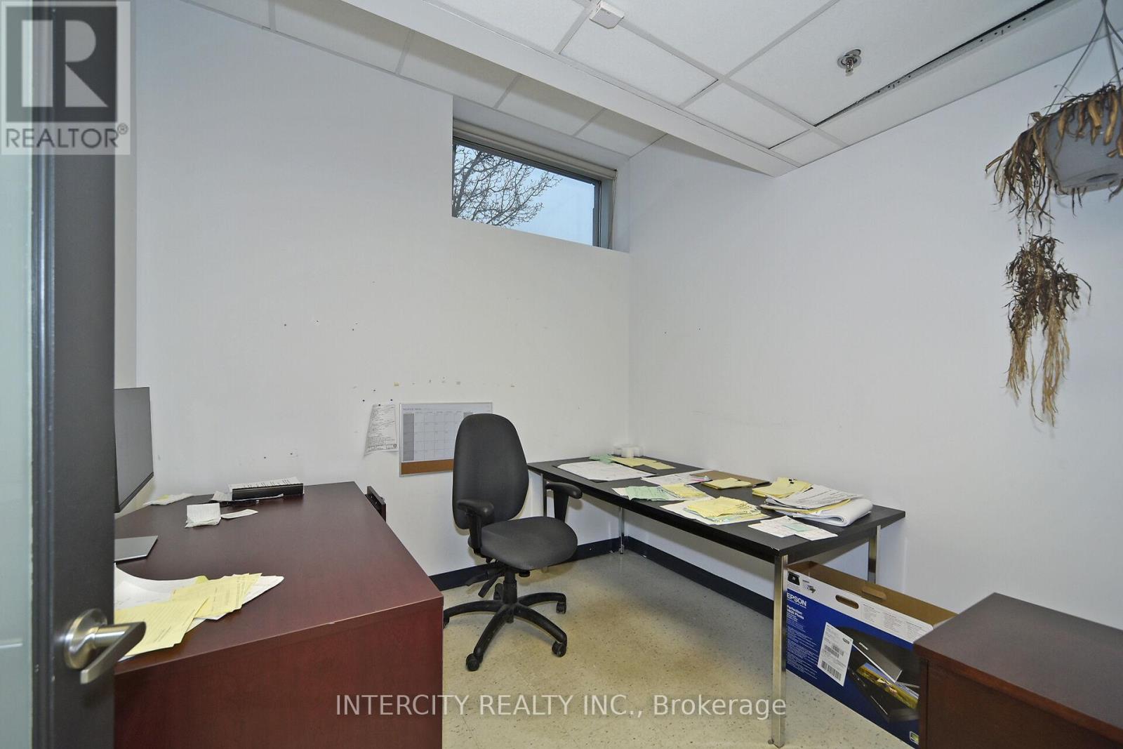 Bsmt - 6 Ronrose Drive, Vaughan, Ontario  L4K 4R3 - Photo 21 - N12390078