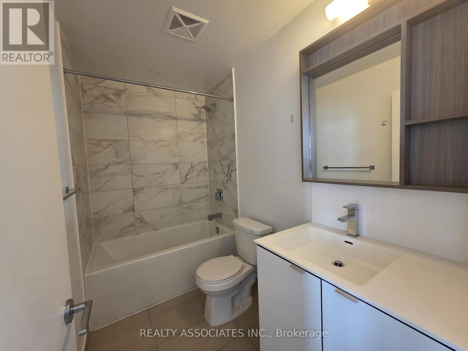 3112 - 4065 Confederation Parkway, Mississauga, Ontario  L5B 0L4 - Photo 16 - W12748652