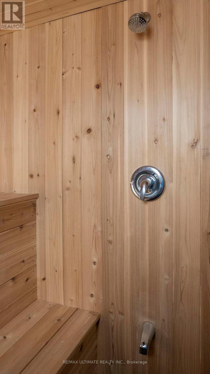 120 Edinborough Court, Toronto, Ontario  M6N 2E8 - Photo 29 - W12829060