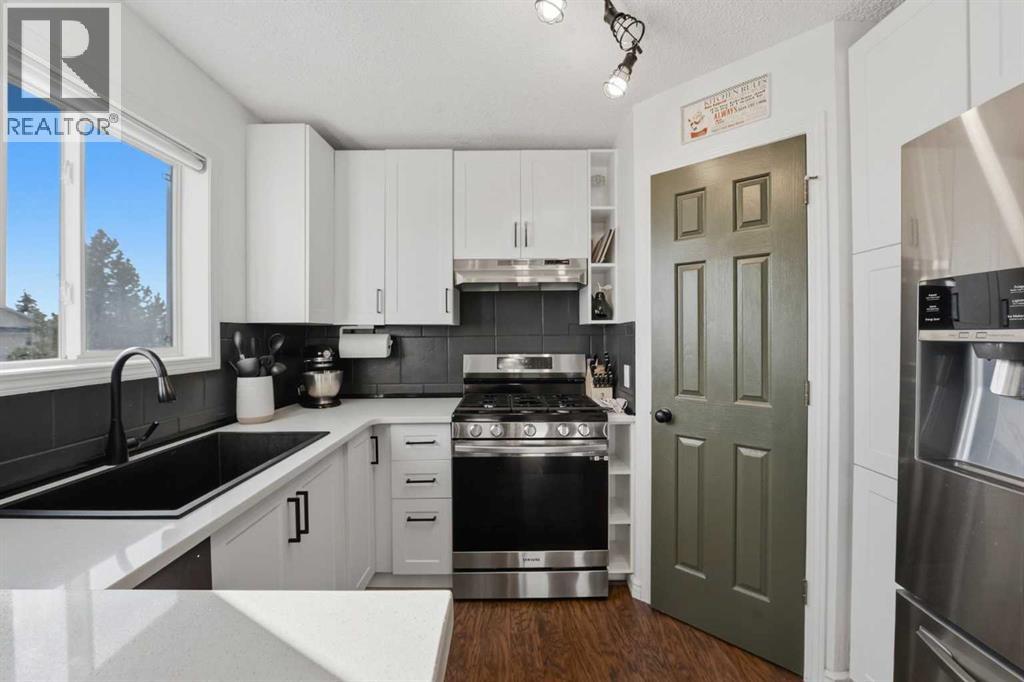 145 Harvest Glen Way Ne, Calgary, Alberta  T3K 4J4 - Photo 8 - A2293205