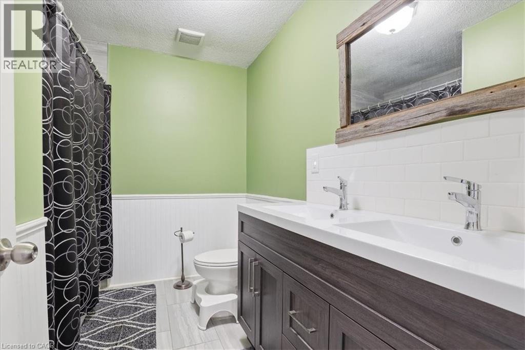 6 Bannister Street, Oakland, Ontario  N0E 1L0 - Photo 20 - 40813311