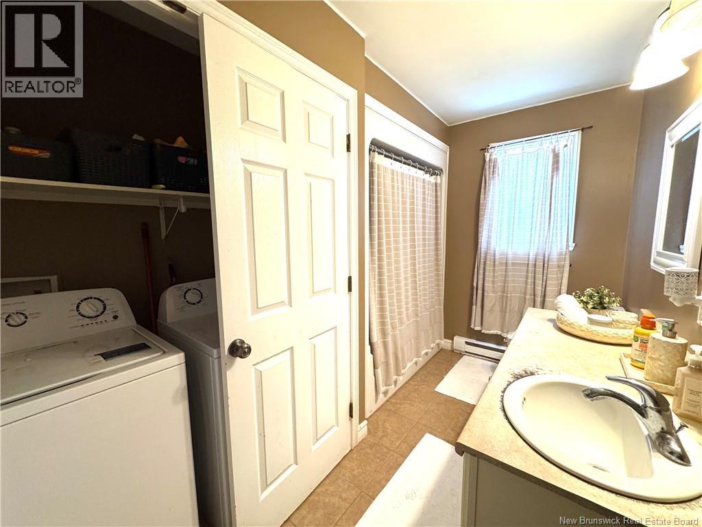 30 Burns Street, Fredericton, New Brunswick  E3G 4C8 - Photo 22 - NB135563