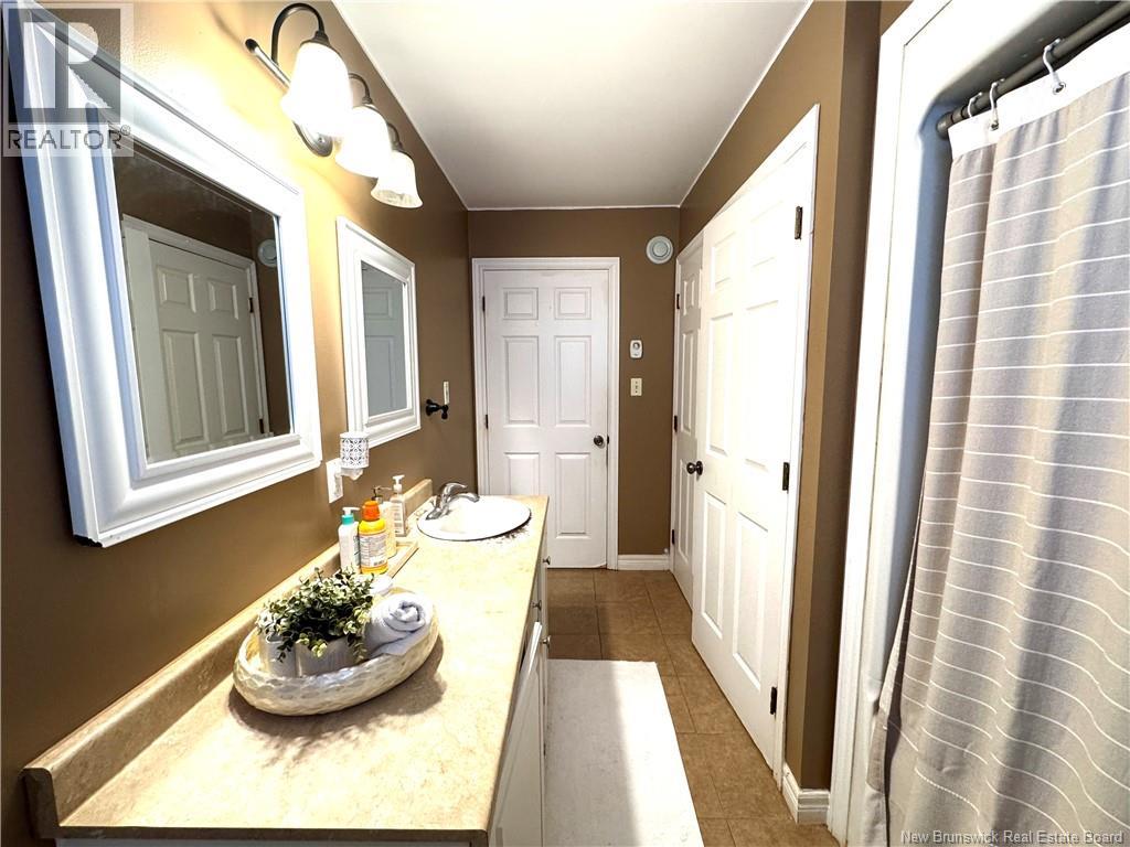 30 Burns Street, Fredericton, New Brunswick  E3G 4C8 - Photo 23 - NB135563