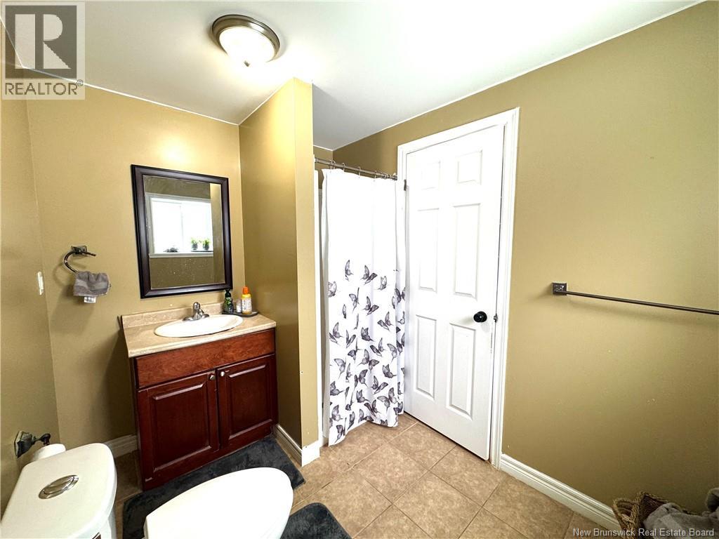 30 Burns Street, Fredericton, New Brunswick  E3G 4C8 - Photo 33 - NB135563