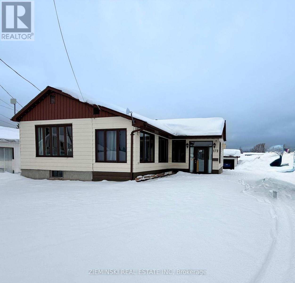 172 Elaine Avenue, Smooth Rock Falls, Ontario  P0L 2B0 - Photo 1 - T12909424