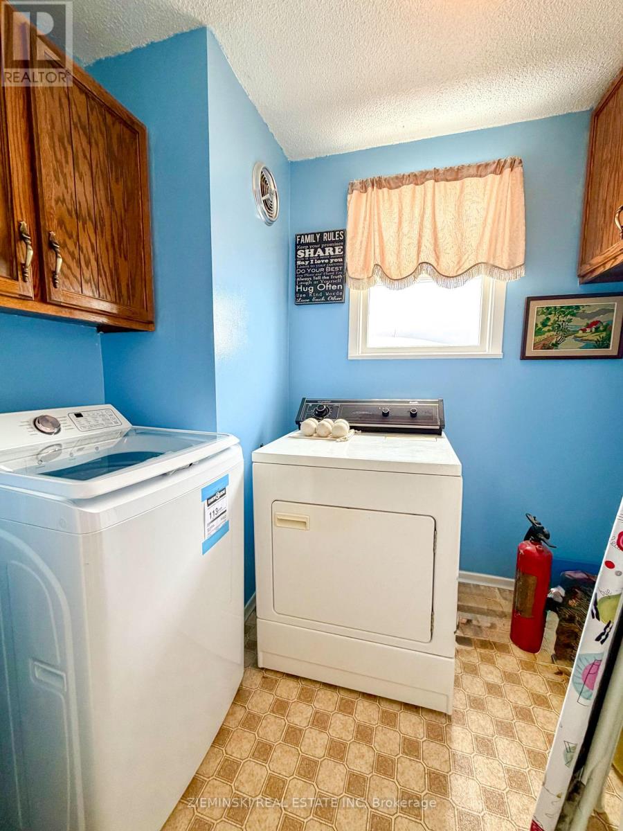 172 Elaine Avenue, Smooth Rock Falls, Ontario  P0L 2B0 - Photo 11 - T12909424