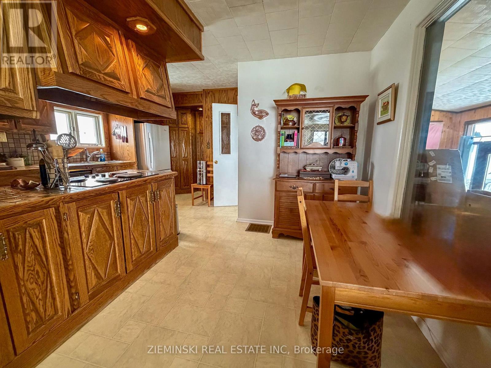 172 Elaine Avenue, Smooth Rock Falls, Ontario  P0L 2B0 - Photo 5 - T12909424