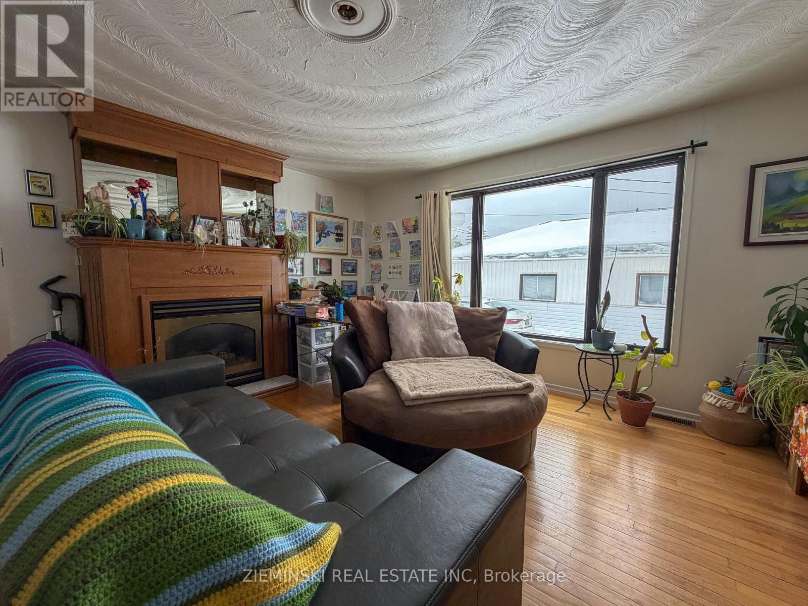 172 Elaine Avenue, Smooth Rock Falls, Ontario  P0L 2B0 - Photo 6 - T12909424