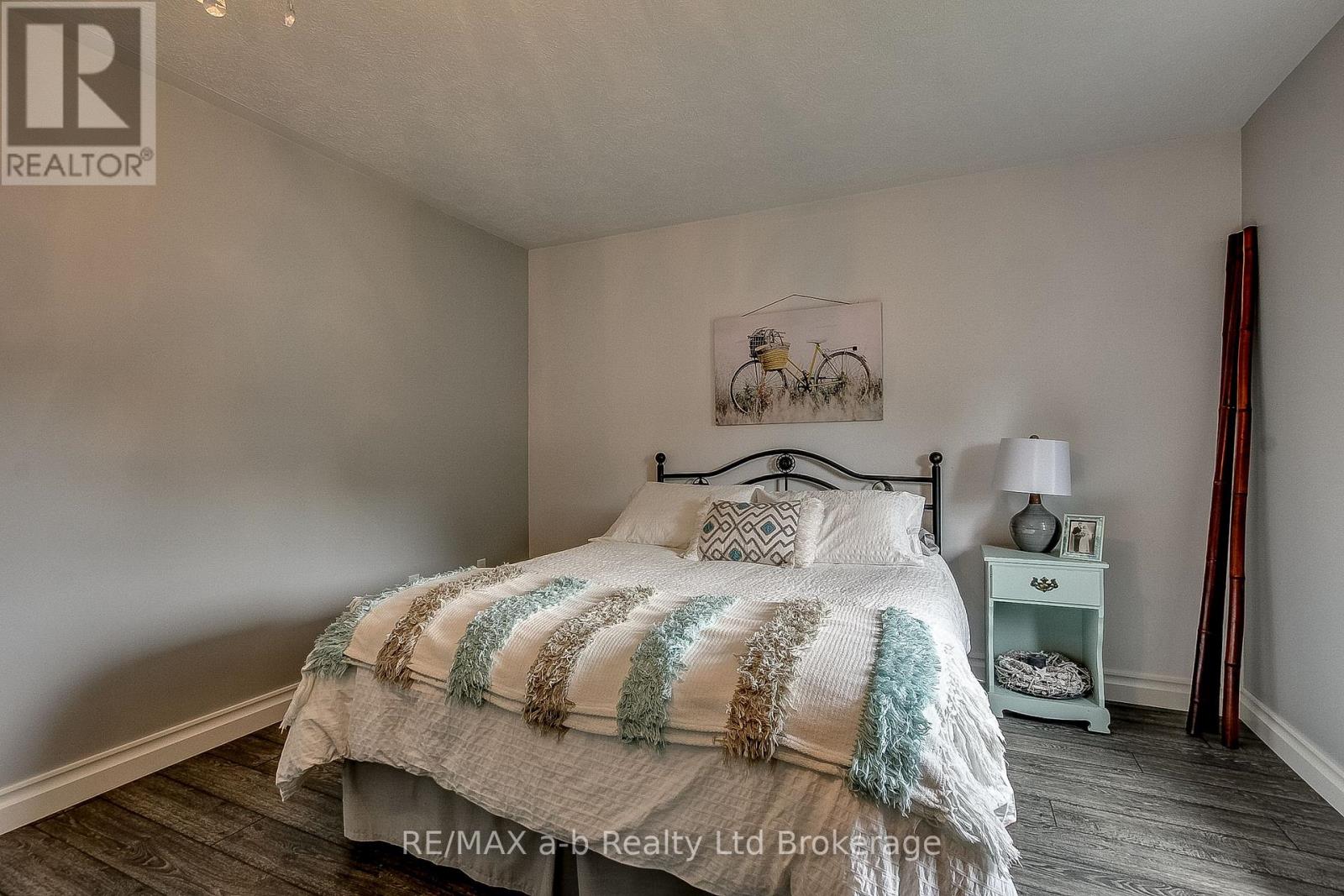 25 Main Street E, Norwich, Ontario  N0J 1P0 - Photo 12 - X12909488