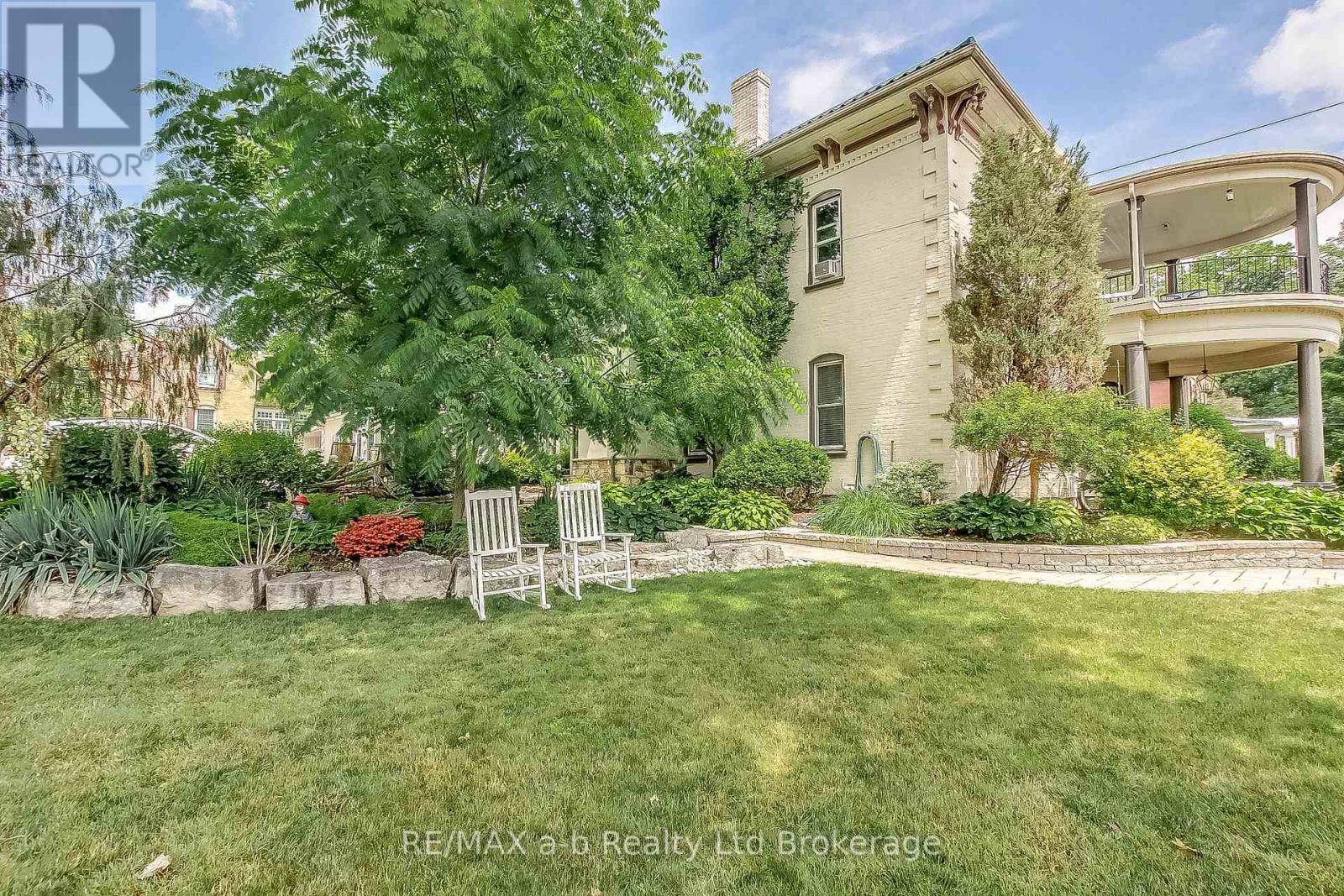 25 Main Street E, Norwich, Ontario  N0J 1P0 - Photo 2 - X12909488