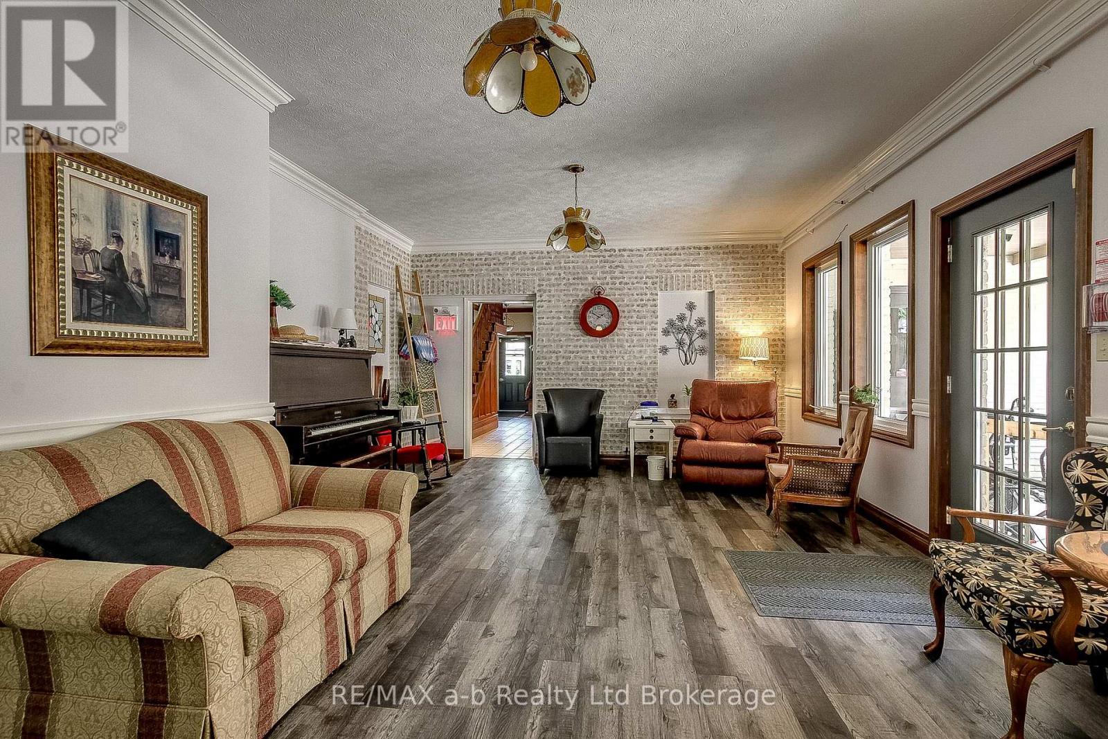 25 Main Street E, Norwich, Ontario  N0J 1P0 - Photo 21 - X12909488