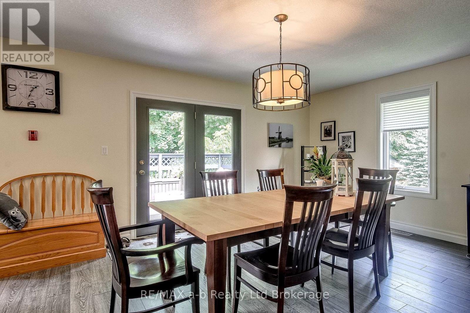 25 Main Street E, Norwich, Ontario  N0J 1P0 - Photo 7 - X12909488