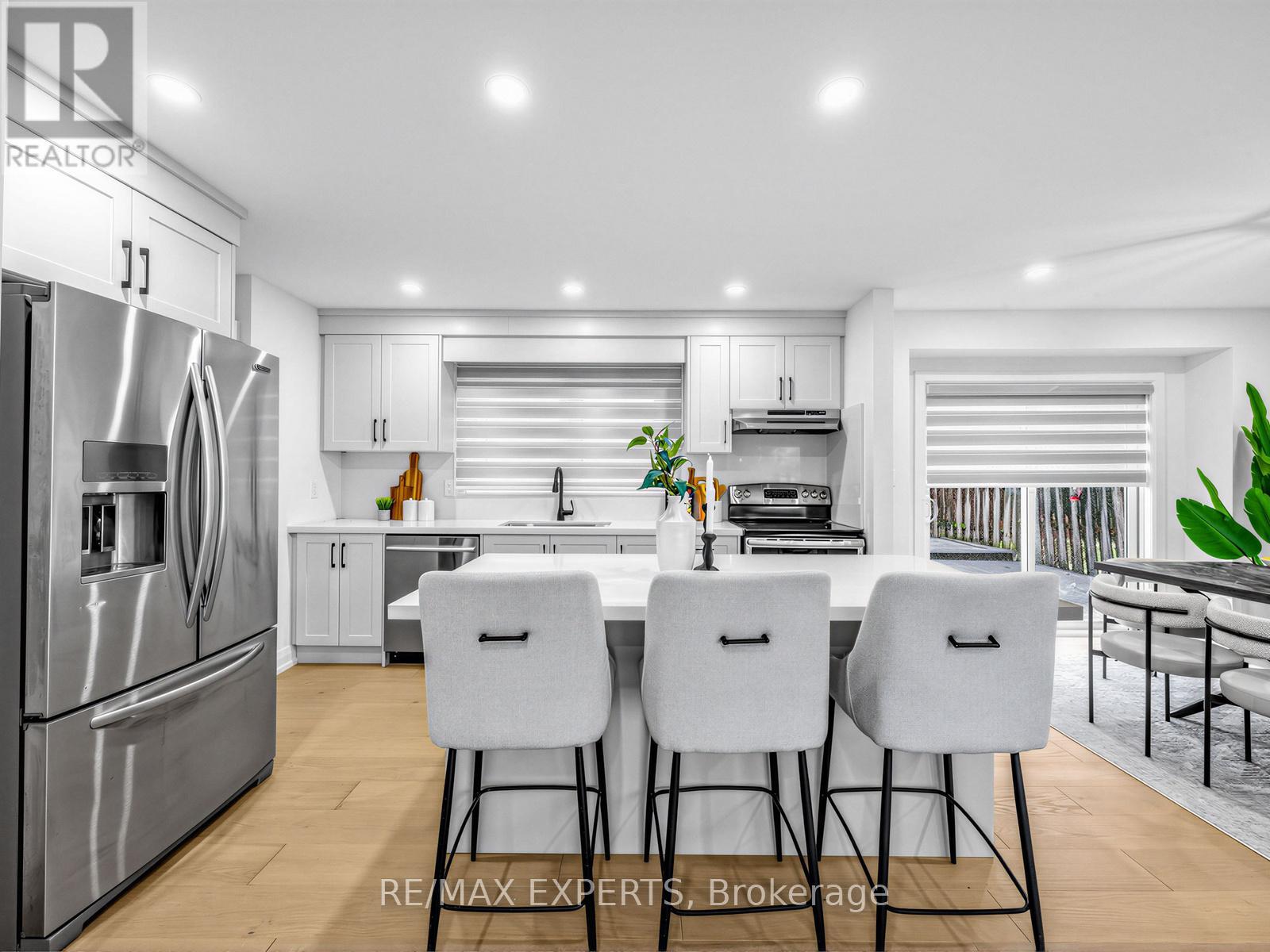 751 Lublin Avenue, Pickering (Bay Ridges), Ontario  L1W 1Z1 - Photo 11 - E12909070