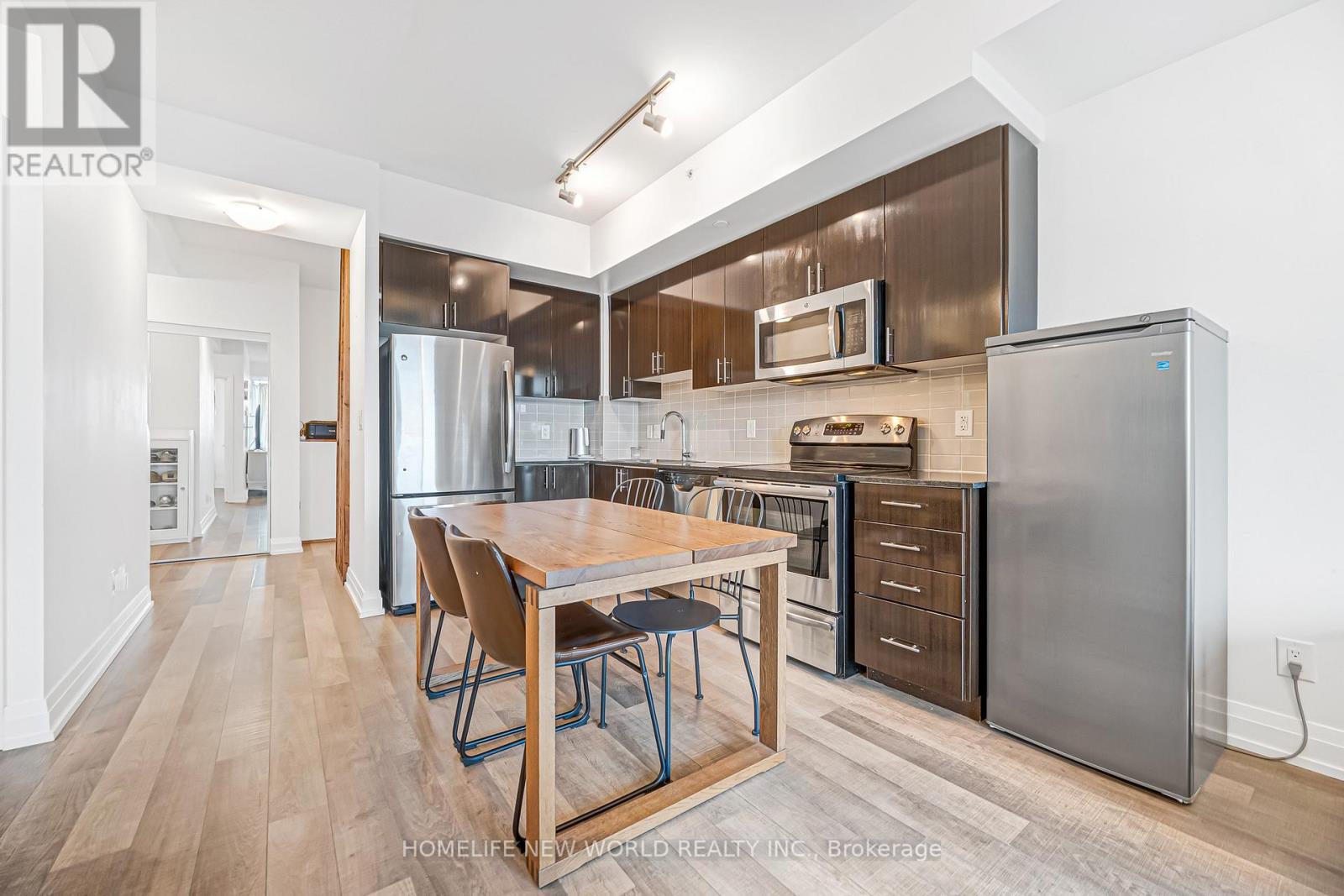 501 - 7165 Yonge Street, Markham (Grandview), Ontario  L3T 0C9 - Photo 6 - N12909310