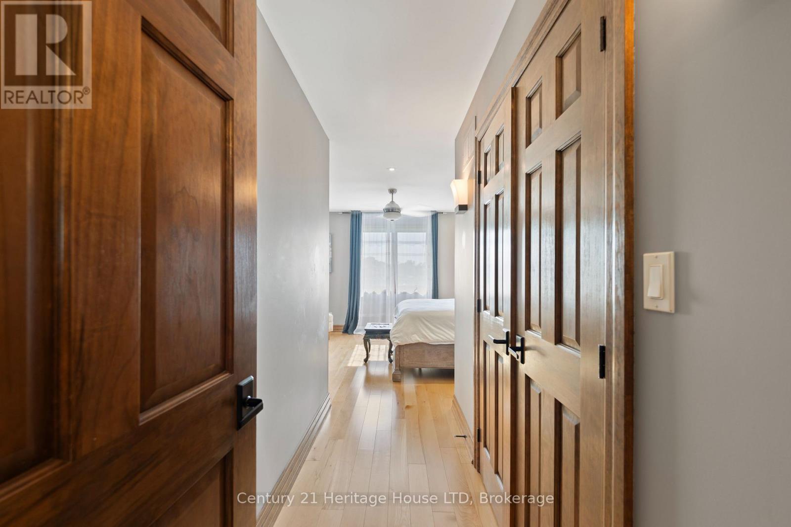 12679 Niagara Parkway, Niagara Falls, Ontario  L2E 6S6 - Photo 18 - X12219049