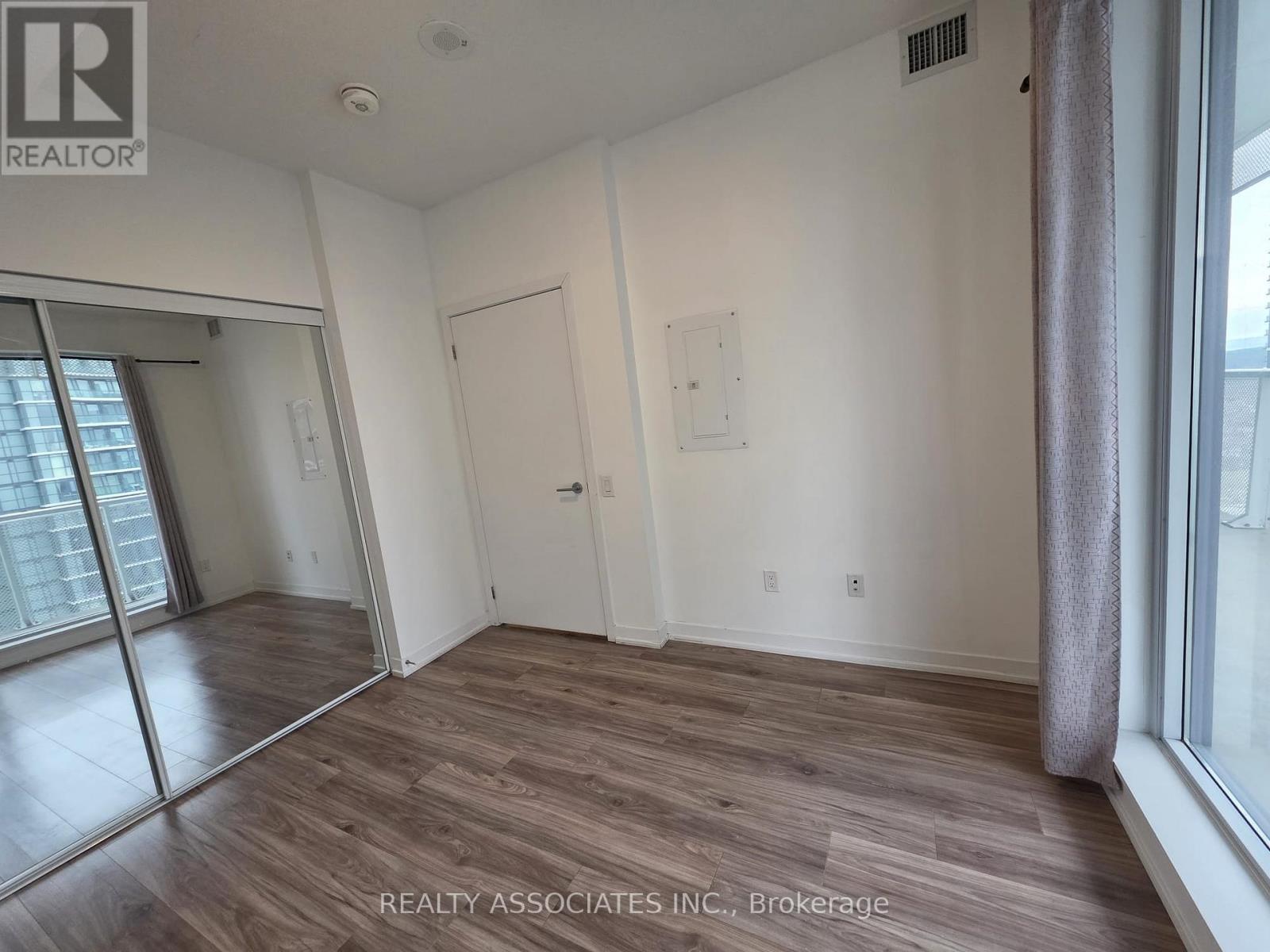 3112 - 4065 Confederation Parkway, Mississauga, Ontario  L5B 0L4 - Photo 12 - W12748652