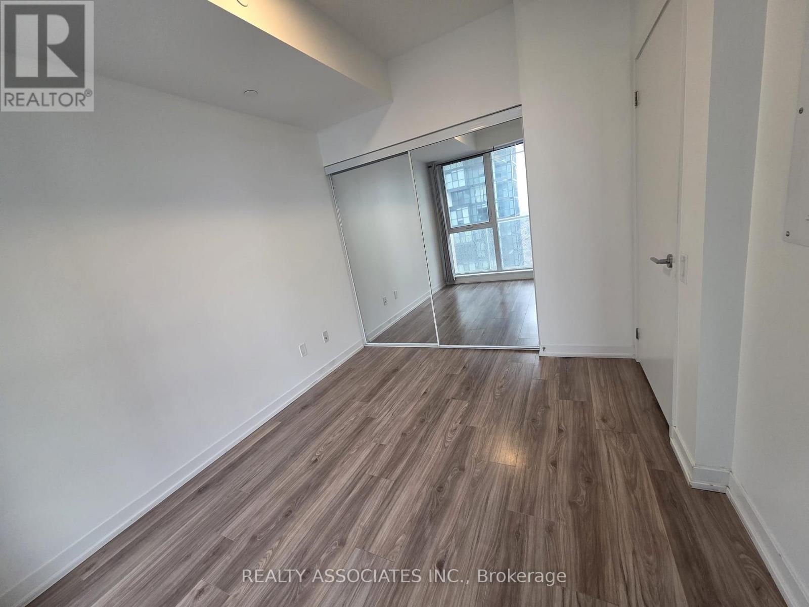 3112 - 4065 Confederation Parkway, Mississauga, Ontario  L5B 0L4 - Photo 11 - W12748652