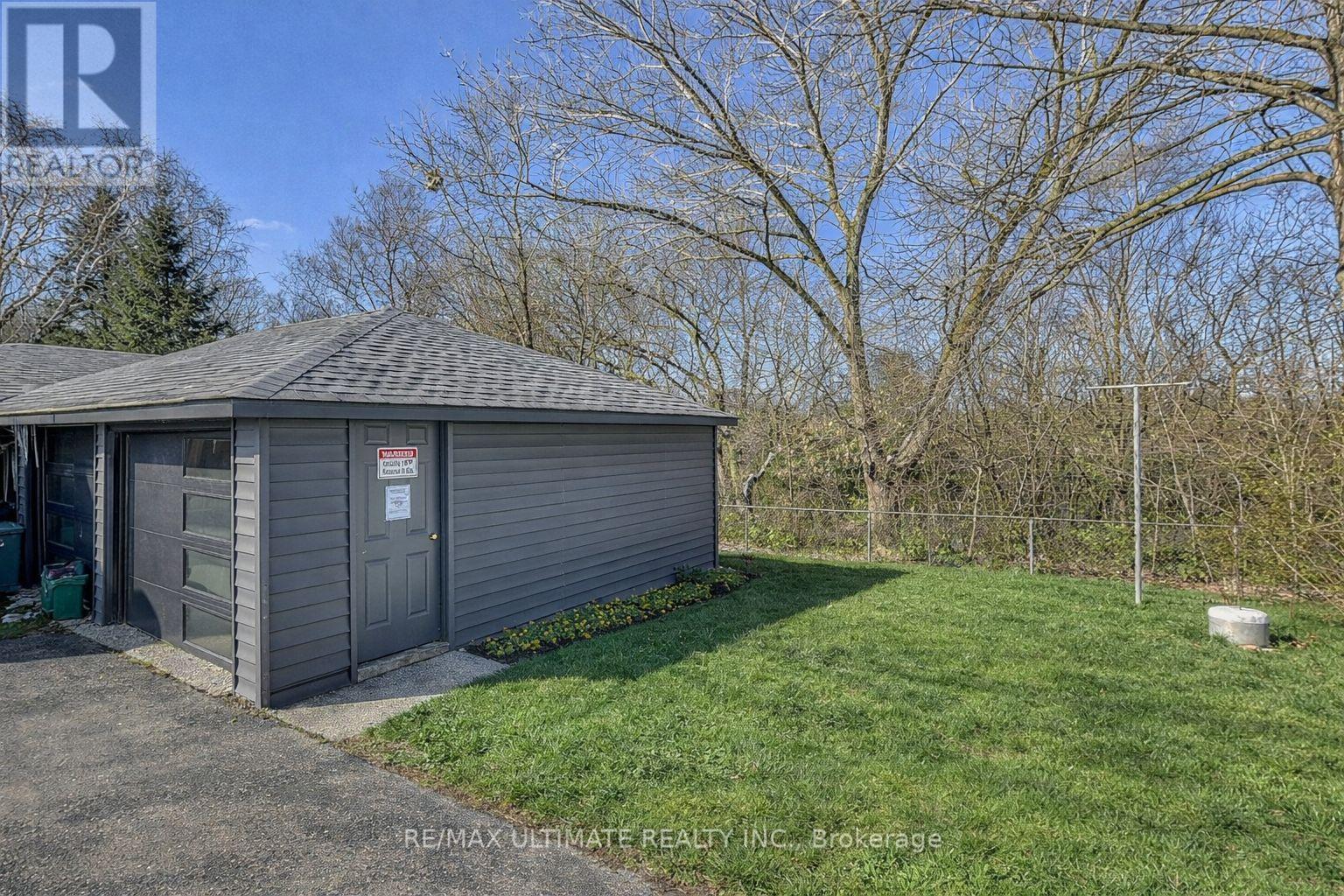 120 Edinborough Court, Toronto, Ontario  M6N 2E8 - Photo 36 - W12829060