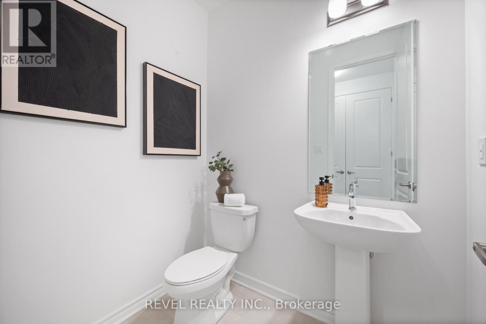 1387 Hearns Place, Milton, Ontario  L9E 2J8 - Photo 15 - W12903550