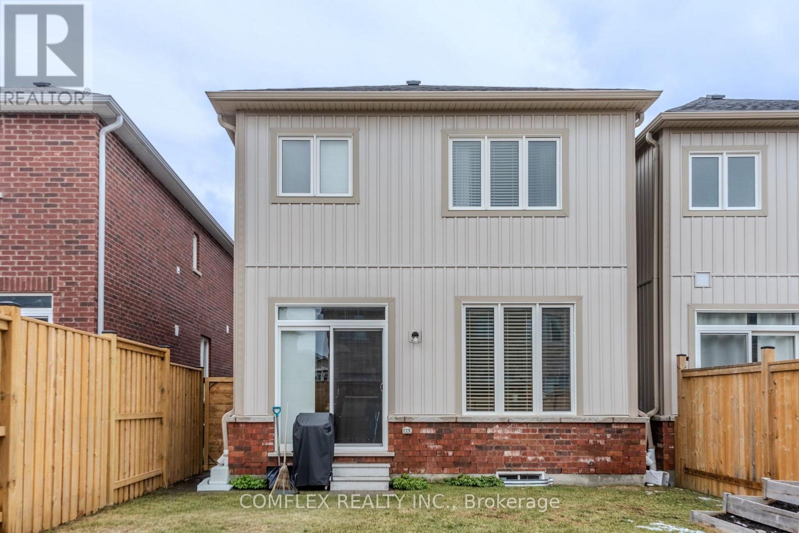 9 Barfoot Street, Collingwood, Ontario  L9Y 3Y7 - Photo 5 - S12852908